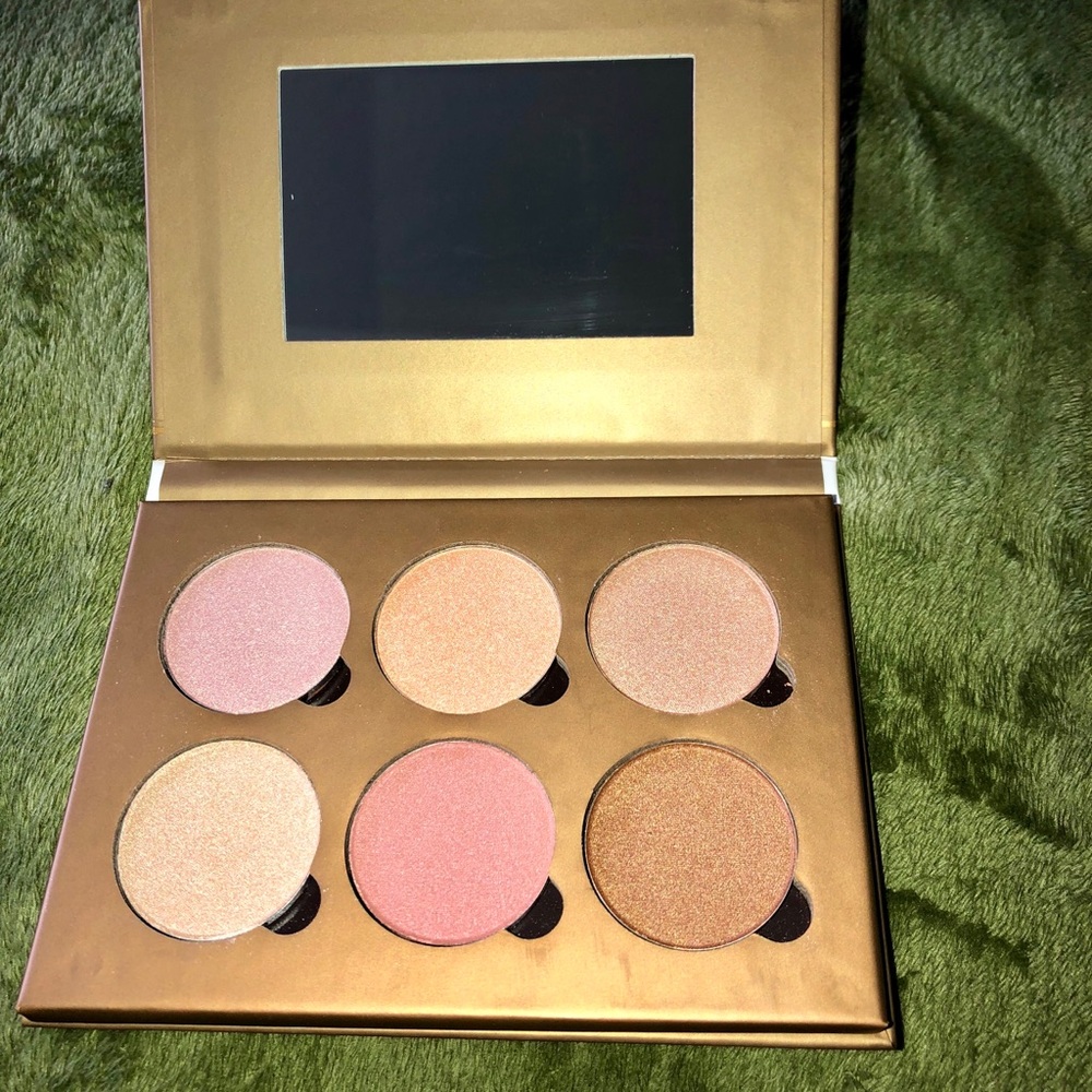 Glowing palette
